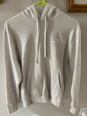 NWOT Nike Crewneck Sweatshirt in Light Beige with Embroidered Logo